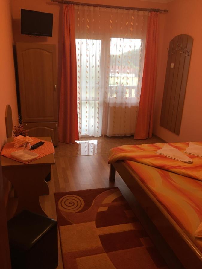 מלון סובאטה Casa Bambi מראה חיצוני תמונה