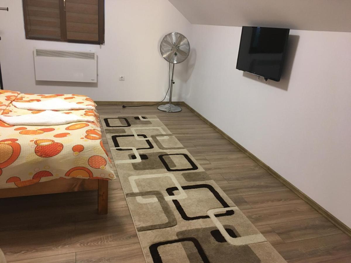 מלון סובאטה Casa Bambi מראה חיצוני תמונה