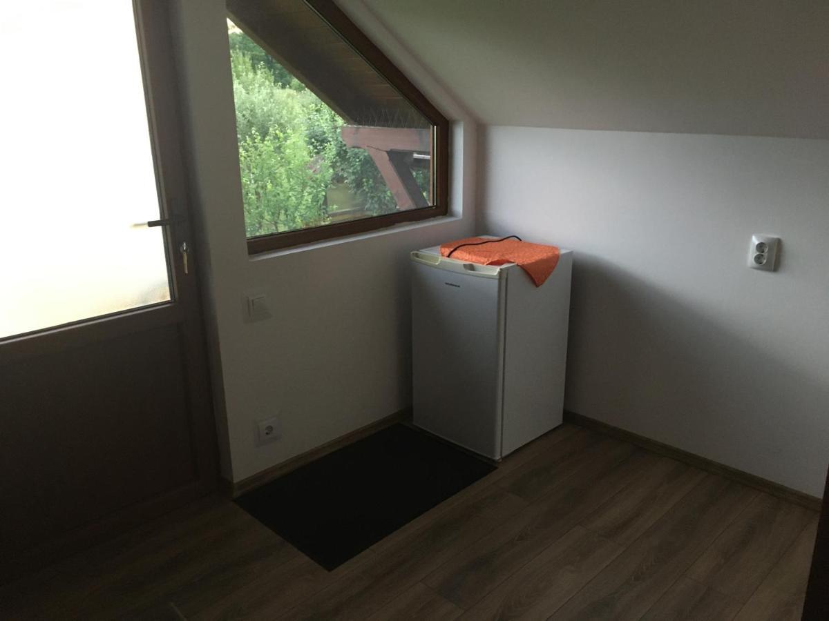 מלון סובאטה Casa Bambi מראה חיצוני תמונה