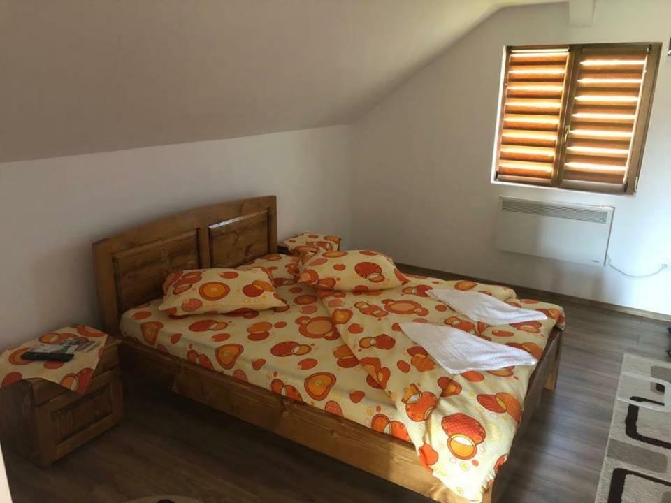 מלון סובאטה Casa Bambi מראה חיצוני תמונה